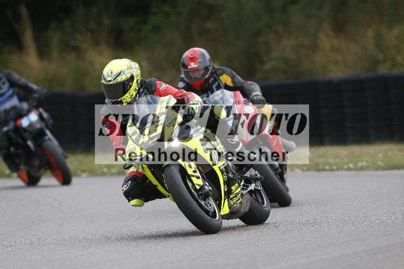 /30 23.06.2025 Get Faster Caremotion ADR/Rider Academy gruen/46